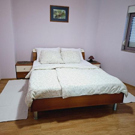 Apartmani Rino Драмал Екстериор снимка