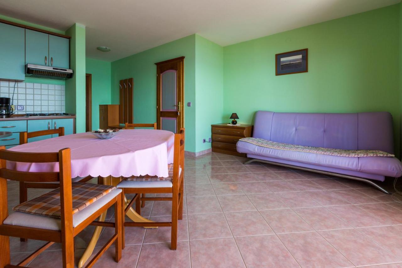 Apartmani Rino Драмал Екстериор снимка