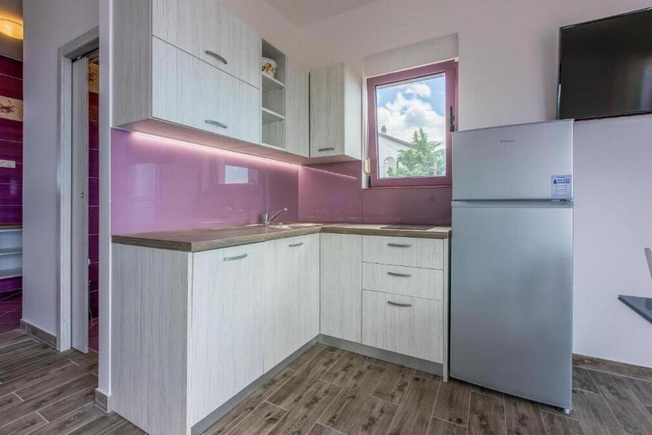 Apartmani Rino Драмал Екстериор снимка