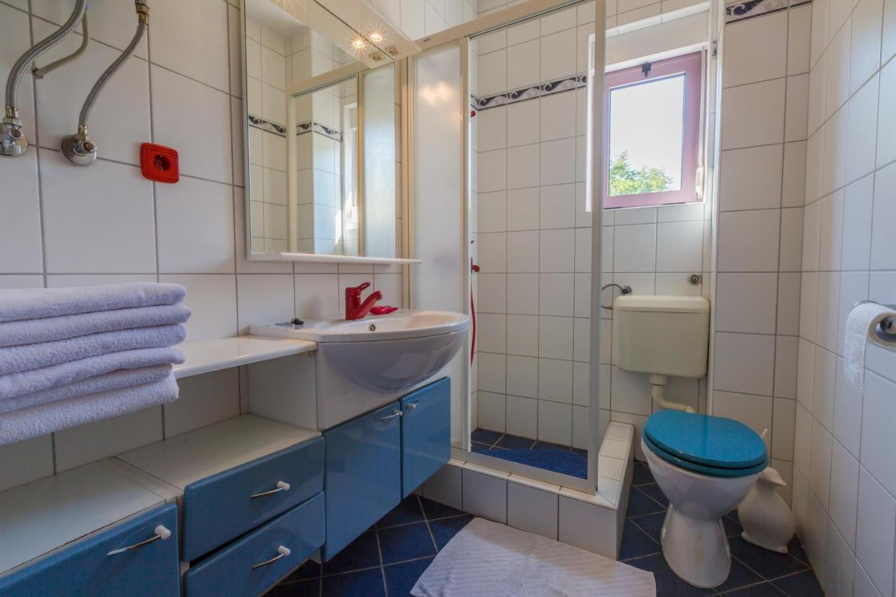 Apartmani Rino Драмал Екстериор снимка