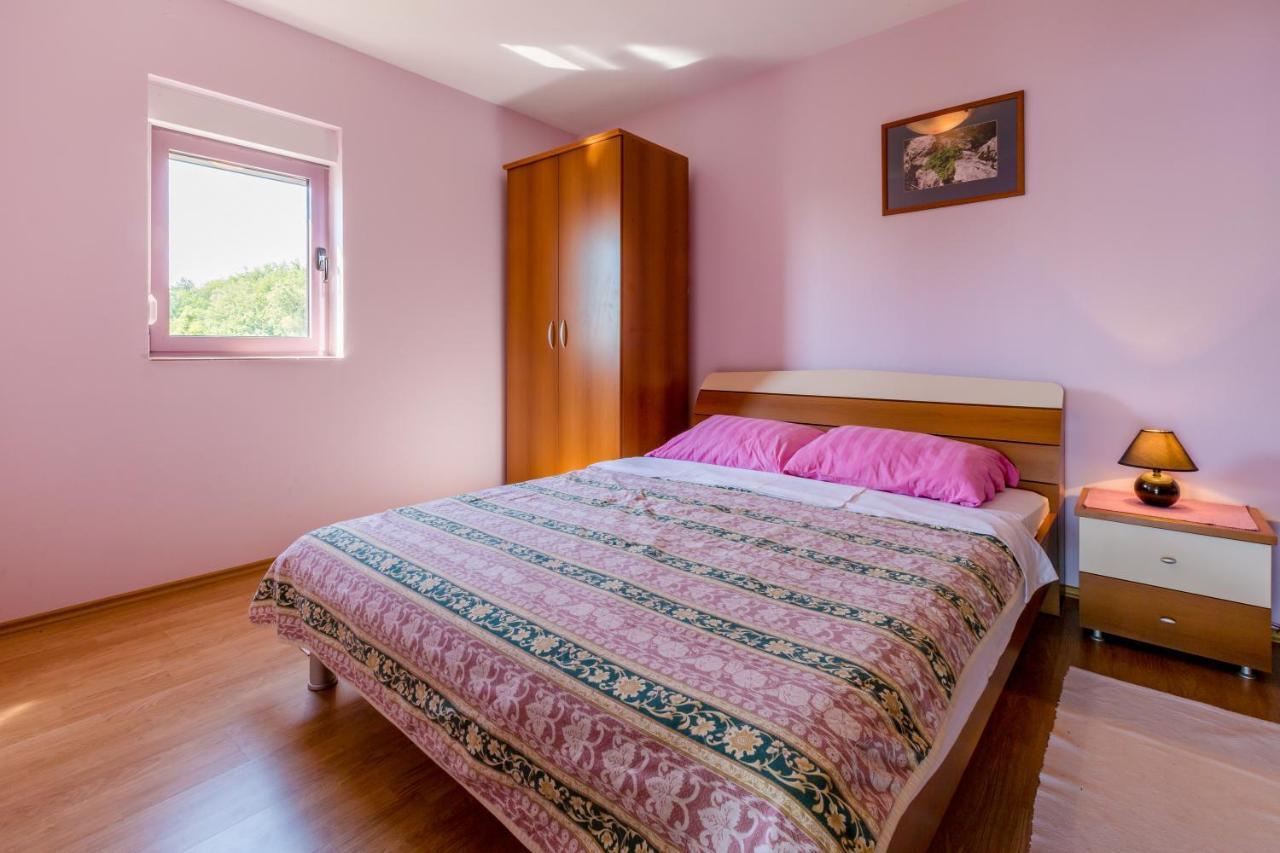 Apartmani Rino Драмал Екстериор снимка