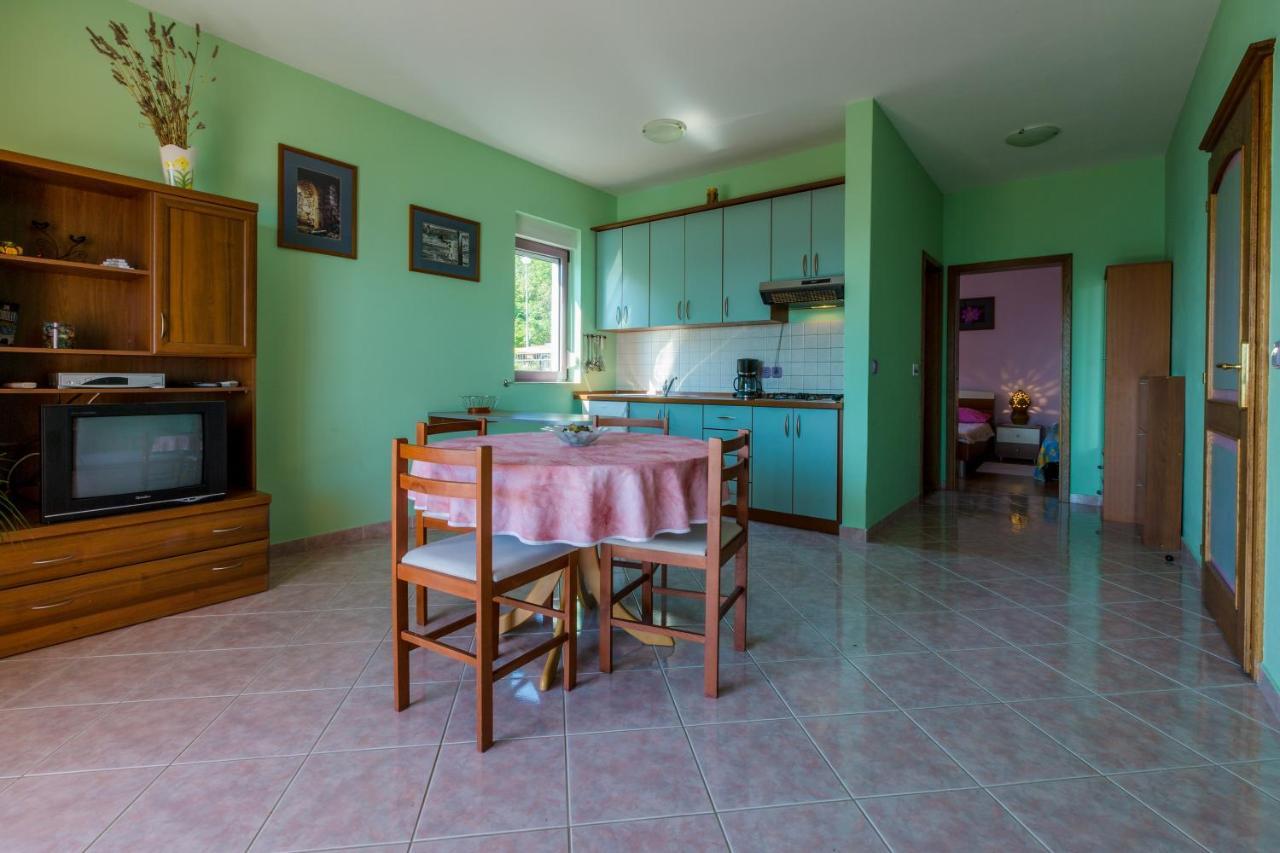 Apartmani Rino Драмал Екстериор снимка