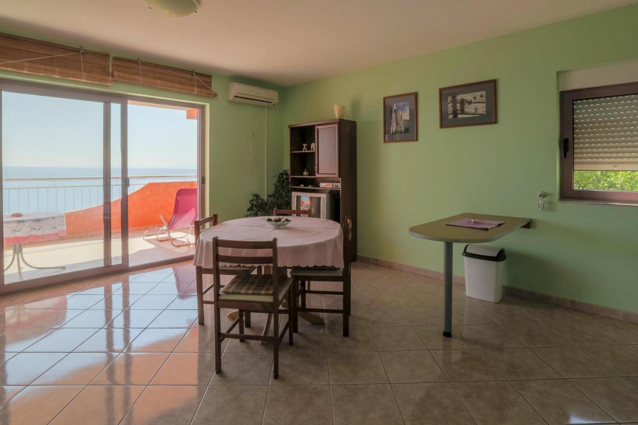 Apartmani Rino Драмал Екстериор снимка