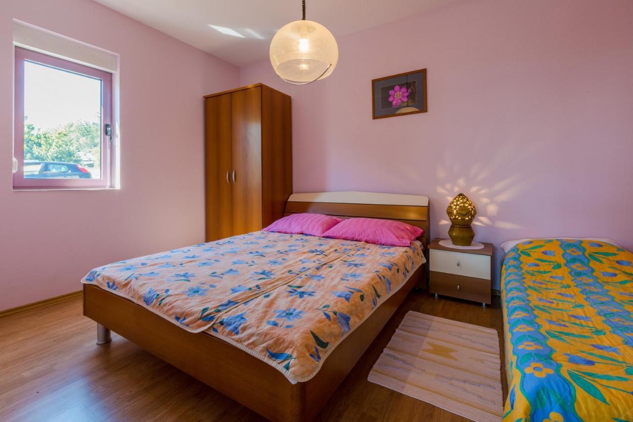Apartmani Rino Драмал Екстериор снимка